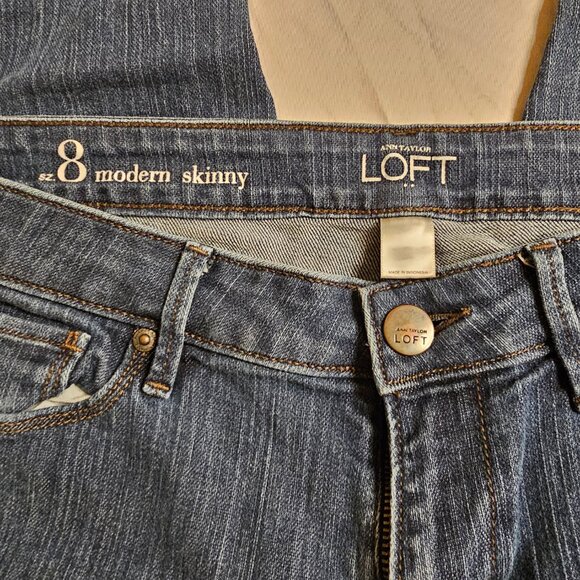 Loft Jeans, Size 8, Modern Skinny - Picture 7 of 9